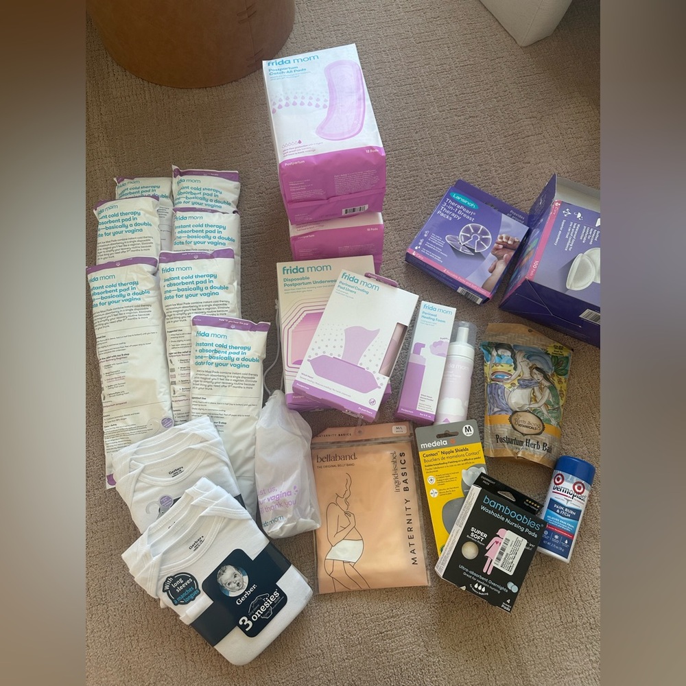 Postpartum Mom Bundle - Frida Mom